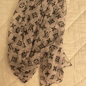Louis Vuitton Scarf